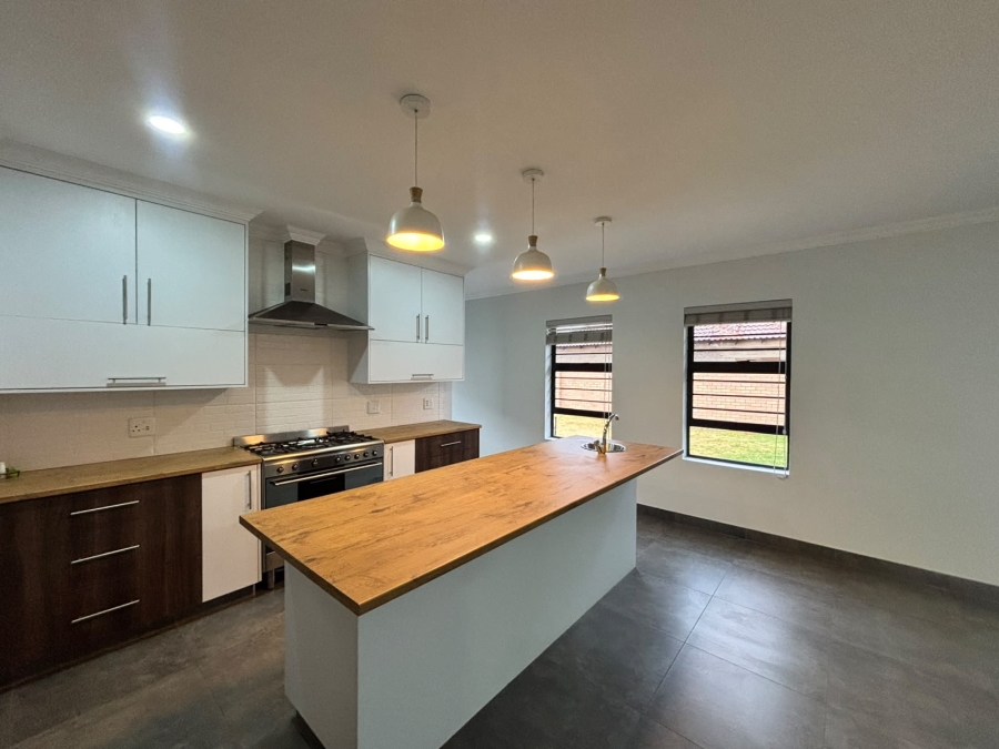 3 Bedroom Property for Sale in Waterberry Estate North West